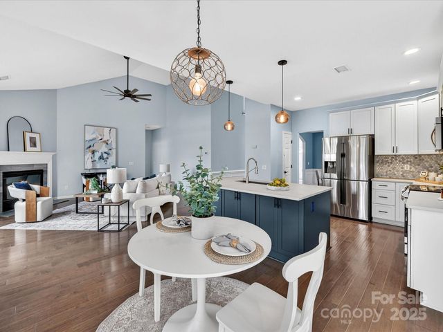 15815 Lavenham Road, Huntersville, NC 28078