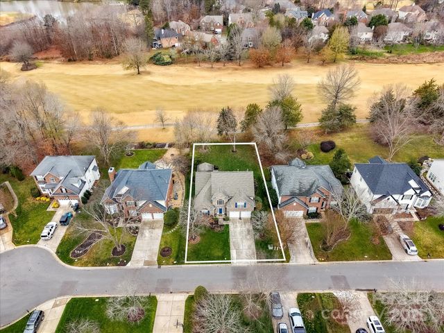 15815 Lavenham Road, Huntersville, NC 28078