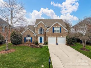 15815 Lavenham Road, Huntersville, NC 28078