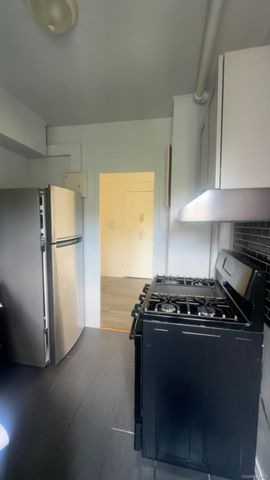 1530 Archer Road 7H, Bronx, NY 10462