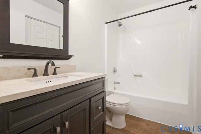 3016 S Ridge Dr, Midlothian, VA 23112