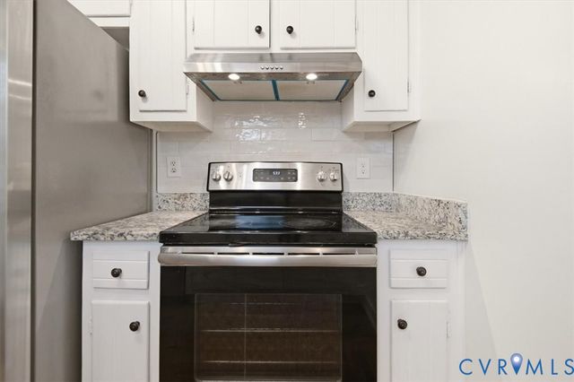 3016 S Ridge Dr, Midlothian, VA 23112