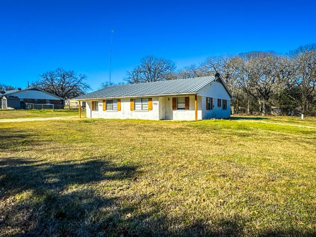 617 County Road 805a 1, Cleburne, TX 76031