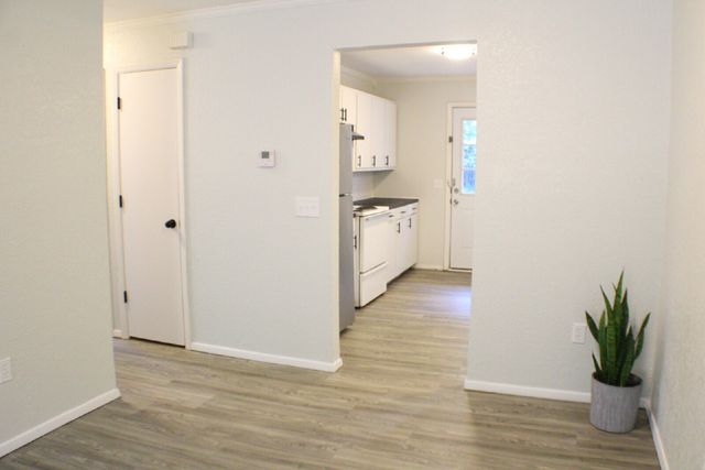 617 County Road 805a 1, Cleburne, TX 76031