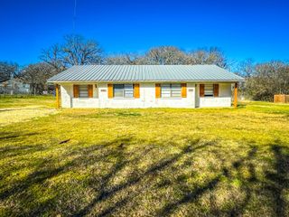 617 County Road 805a 1, Cleburne, TX 76031