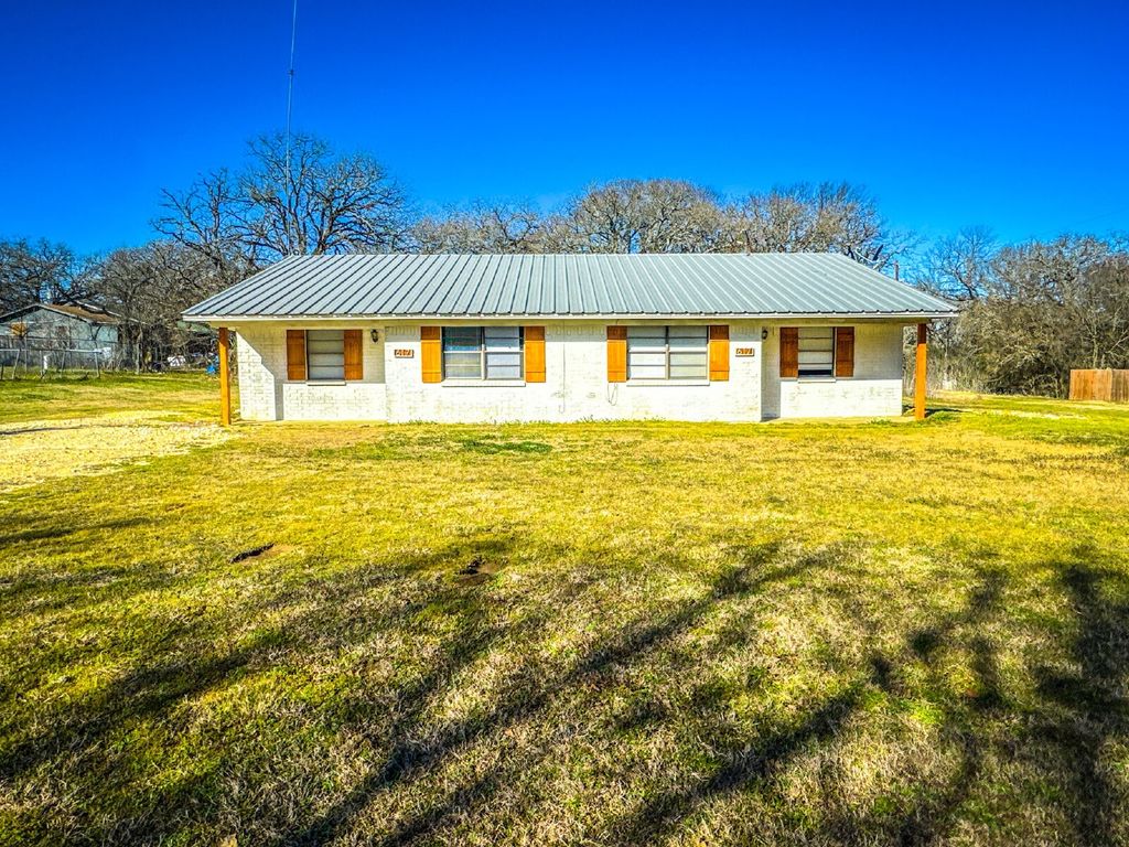 617 County Road 805a 1, Cleburne, TX 76031