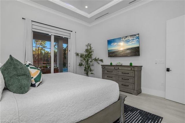 788 9th ST SW, Naples, FL 34117