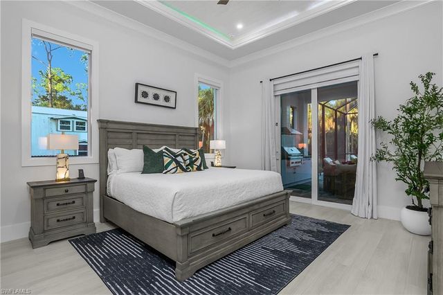 788 9th ST SW, Naples, FL 34117