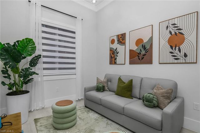 788 9th ST SW, Naples, FL 34117