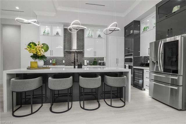 788 9th ST SW, Naples, FL 34117