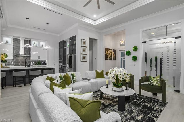 788 9th ST SW, Naples, FL 34117