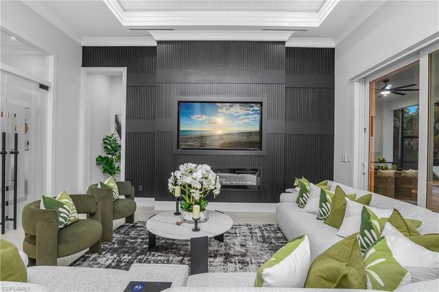 788 9th ST SW, Naples, FL 34117