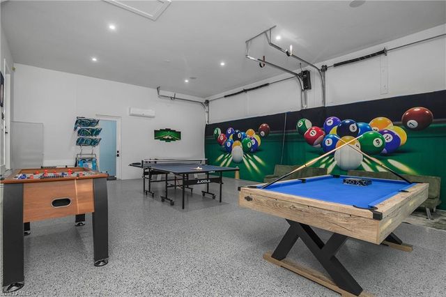 788 9th ST SW, Naples, FL 34117