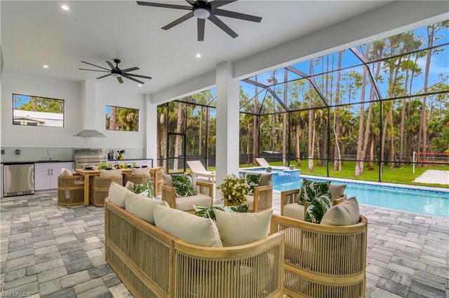 788 9th ST SW, Naples, FL 34117