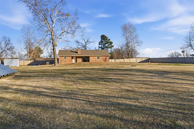 55 Meadow Lane, Choctaw, OK 73020