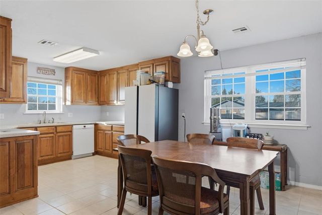 55 Meadow Lane, Choctaw, OK 73020