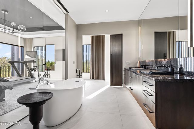 7719 N 13TH Place, Phoenix, AZ 85020