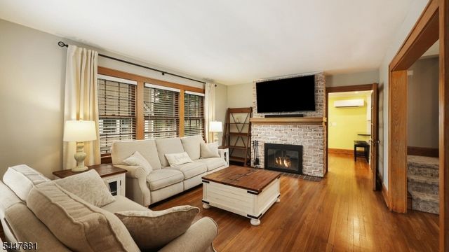 12 Craig Pl, Cranford Twp., NJ 07016