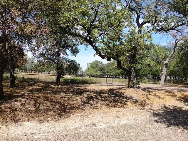 351 Sandlin Lane, Springtown, TX 76082