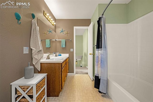 512 Harvest Moon Road, Fountain, CO 80817