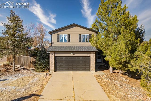512 Harvest Moon Road, Fountain, CO 80817