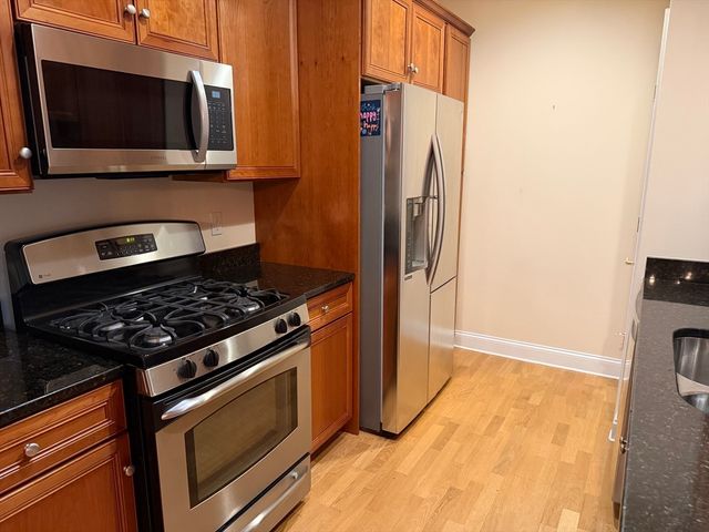 248 Albion Street 312, Wakefield, MA 01880