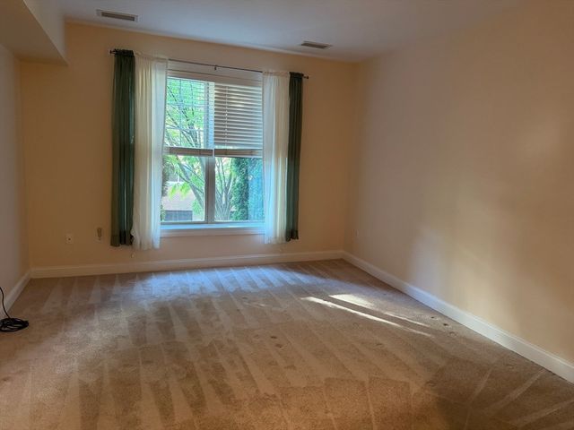 248 Albion Street 312, Wakefield, MA 01880