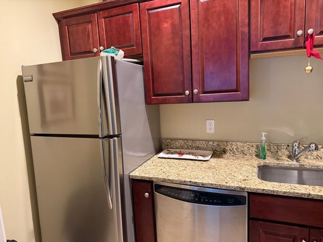 248 Albion Street 312, Wakefield, MA 01880