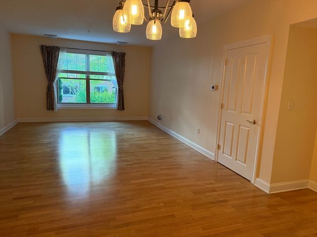 248 Albion Street 312, Wakefield, MA 01880