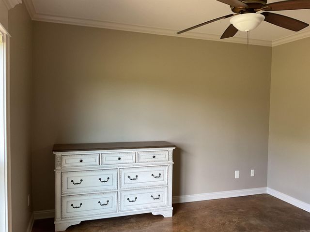 175 Vernon Harvey Rd, Beebe, AR 72143