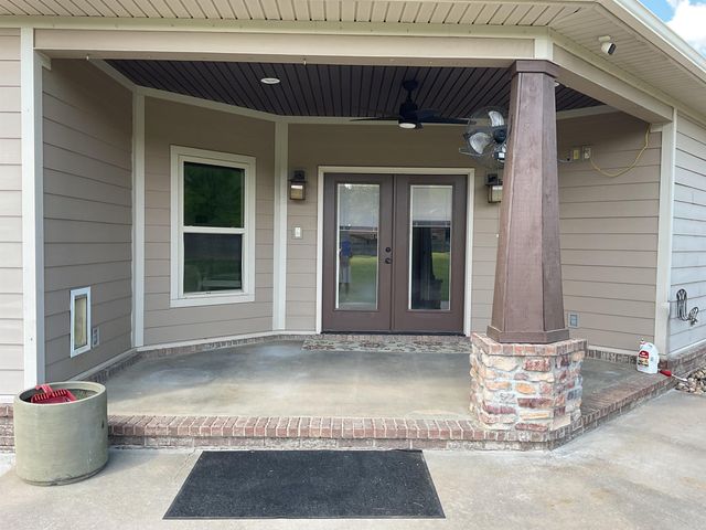 175 Vernon Harvey Rd, Beebe, AR 72143