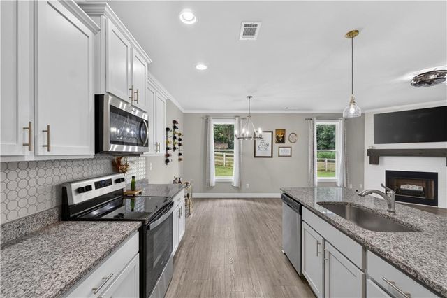 1924 Lou Gurley Road, Bowersville, GA 30516