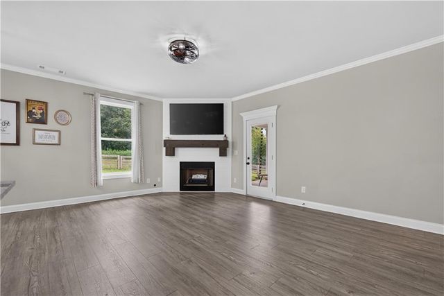 1924 Lou Gurley Road, Bowersville, GA 30516