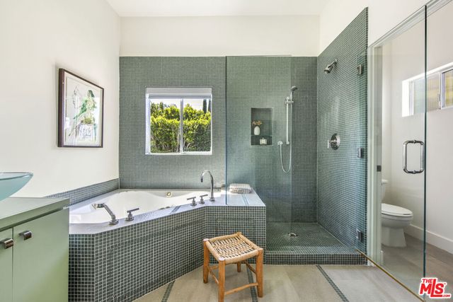 4947 Varna Avenue, Sherman Oaks, CA 91423