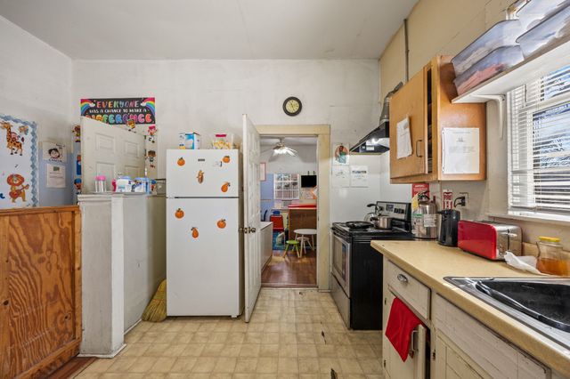 768 N Saint Augustine Drive, Dallas, TX 75217