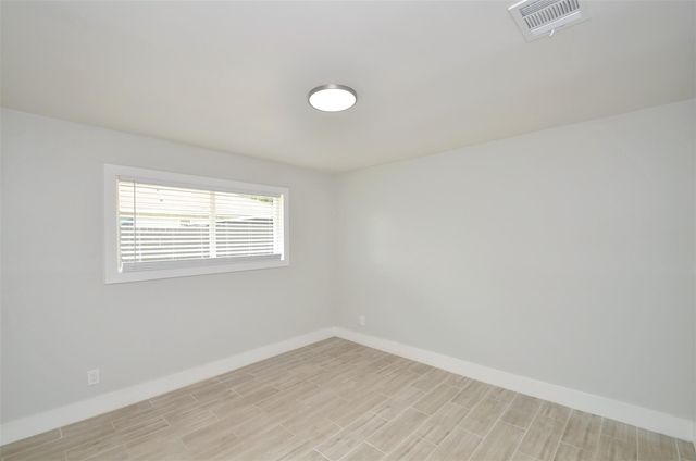 621 Brook Hollow Drive, Conroe, TX 77385