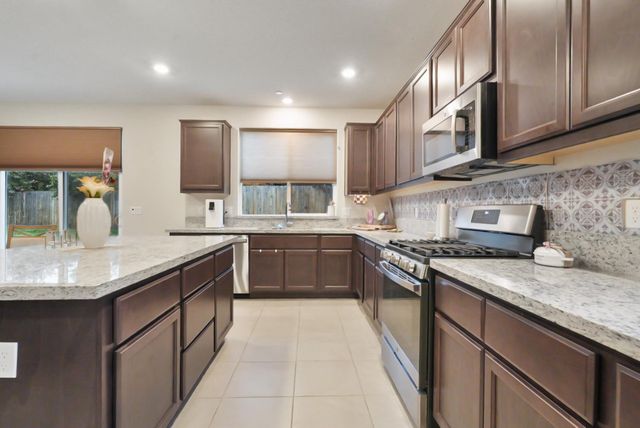 5506 Julia Ave, Keyes, CA 95328