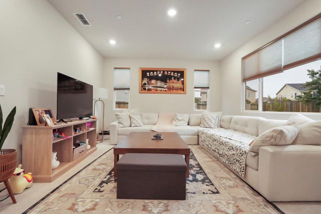 5506 Julia Ave, Keyes, CA 95328