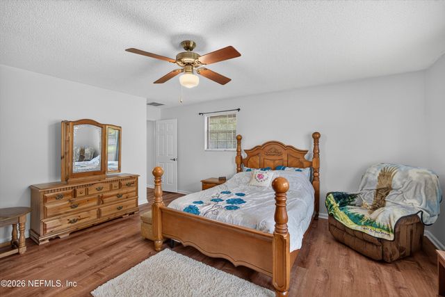 2435 RANGE LINE Road, Middleburg, FL 32068