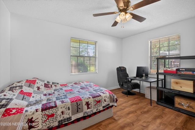 2435 RANGE LINE Road, Middleburg, FL 32068