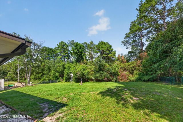 2435 RANGE LINE Road, Middleburg, FL 32068