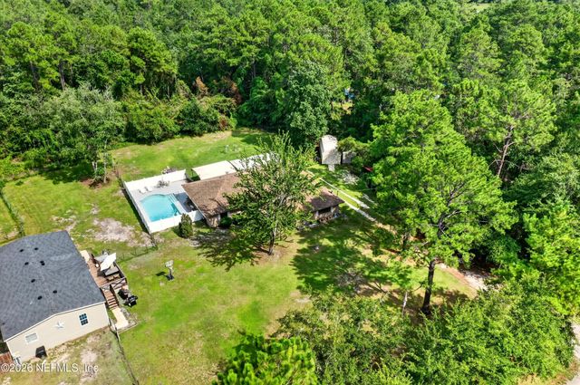 2435 RANGE LINE Road, Middleburg, FL 32068