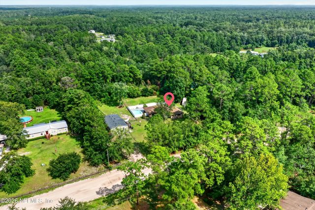 2435 RANGE LINE Road, Middleburg, FL 32068