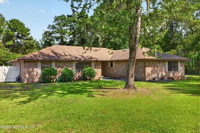 2435 RANGE LINE Road, Middleburg, FL 32068