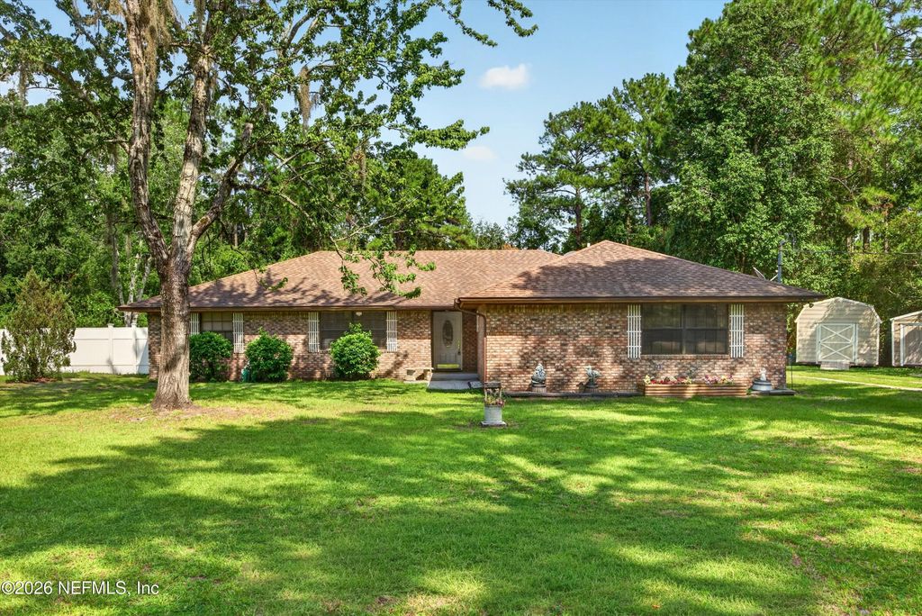 2435 RANGE LINE Road, Middleburg, FL 32068