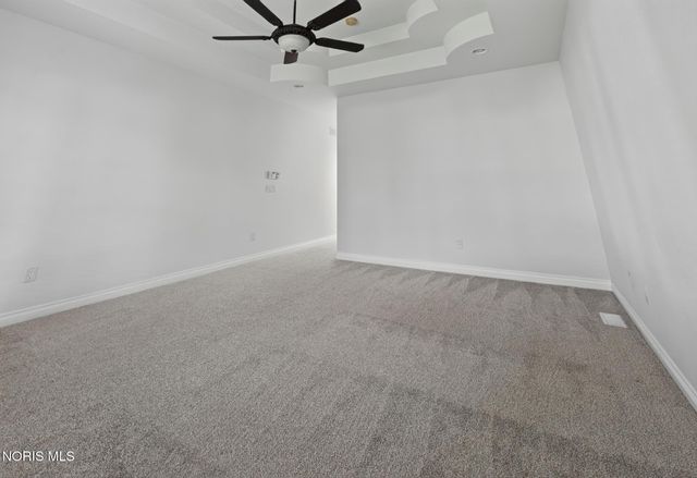 8855 Walnut Trail, Sylvania, OH 43560