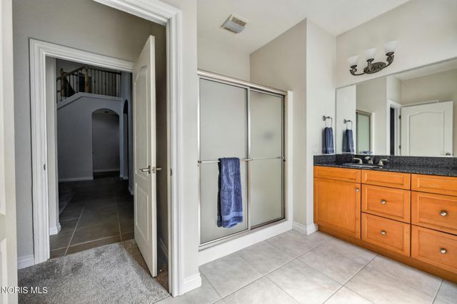 8855 Walnut Trail, Sylvania, OH 43560