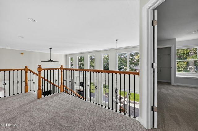 8855 Walnut Trail, Sylvania, OH 43560