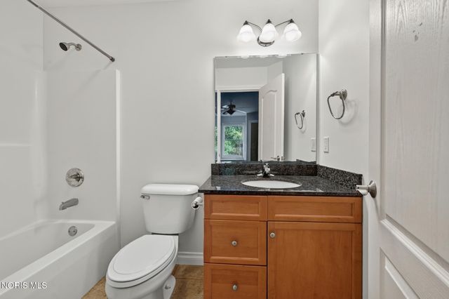 8855 Walnut Trail, Sylvania, OH 43560