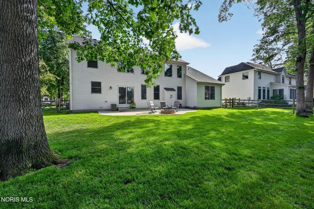 8855 Walnut Trail, Sylvania, OH 43560